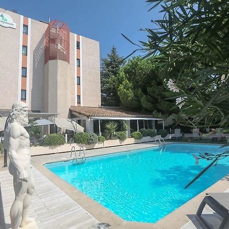 Hotel Campanile 昂蒂布 设施 照片