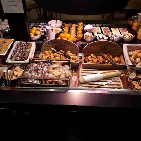 Hotel Campanile 昂蒂布 外观 照片