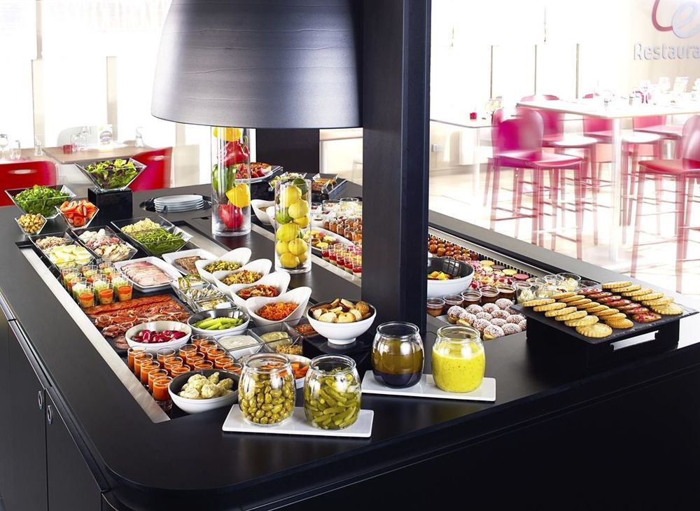 Hotel Campanile 昂蒂布 餐厅 照片