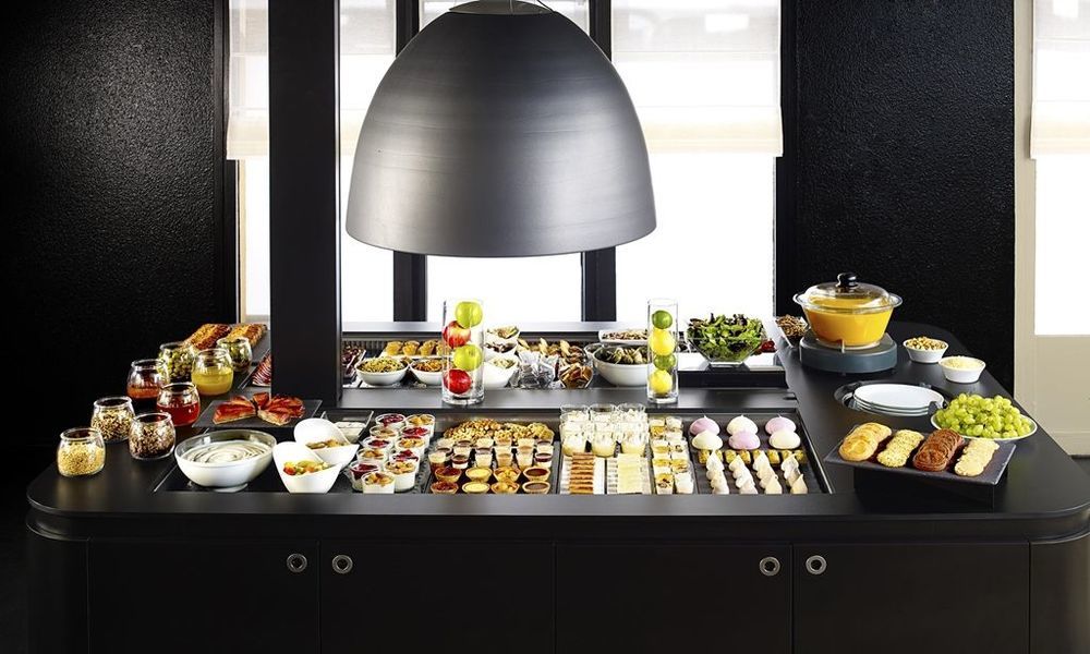 Hotel Campanile 昂蒂布 餐厅 照片
