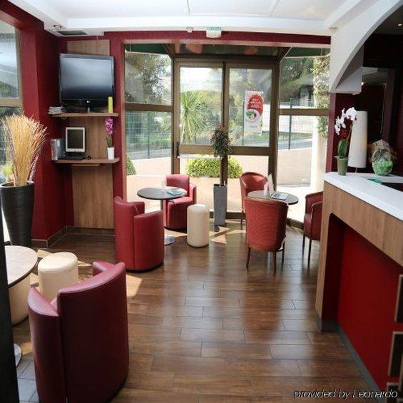 Hotel Campanile 昂蒂布 外观 照片